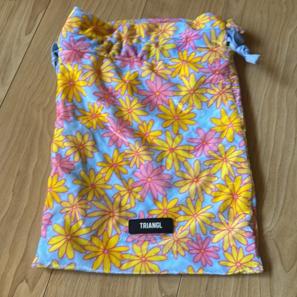 Triangl floral bikini bag